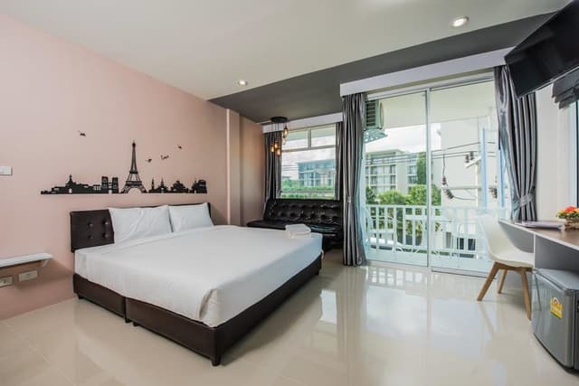 Suite with Balcony