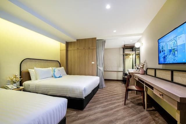 Triple Room