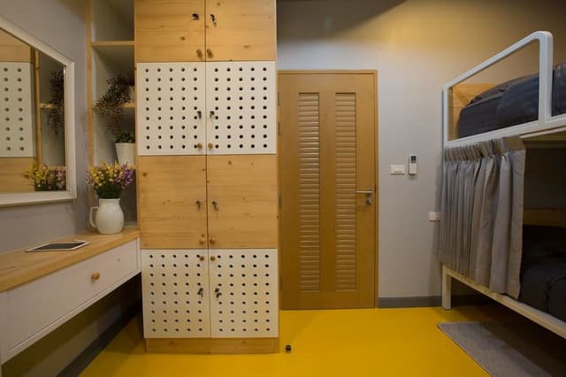 6-Bed Mixed Dormitory Room