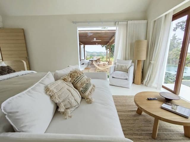 Villa (Barn Residence)