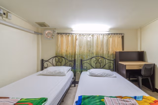 Twin Room (Air-cond)