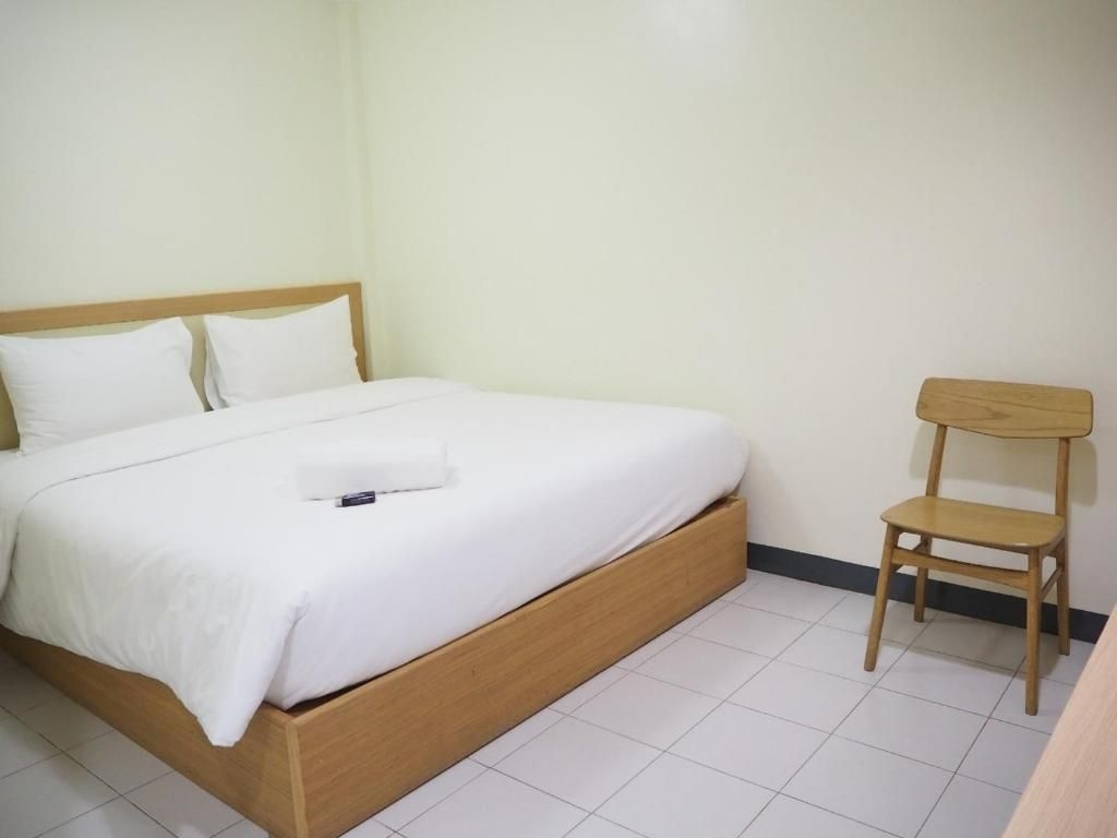 นานา เบสท์ อินน์ (Nana Best Inn-Cozy Economy Room)2