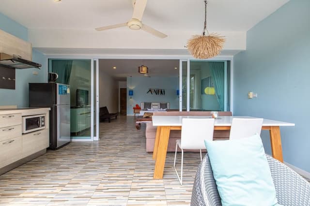 Padel Phangan Suite Pool Side