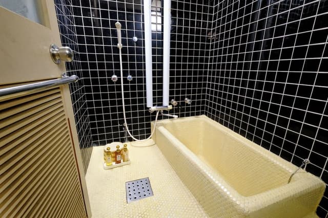 Japanese Style Room, Run of House, Shared Bathroom