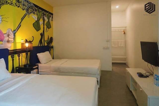 Standard Twin Room