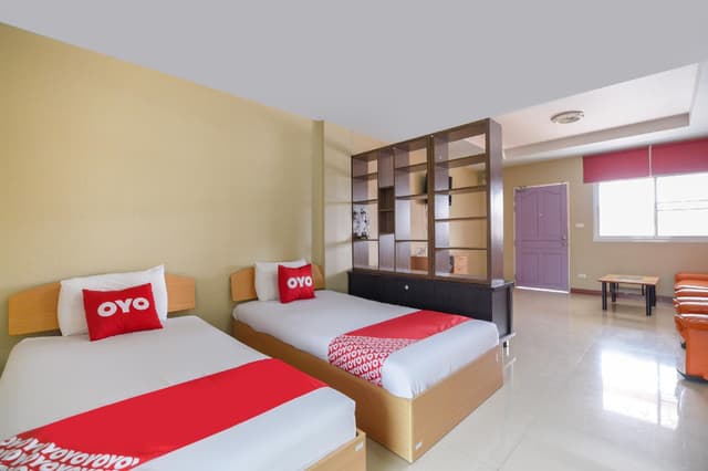 Standard Twin Room