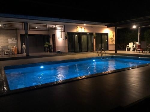 สุพร เลควิว เซอร์วิส อพาร์ตเมนต์ โฮมสเตย์ (Suporn Lakeview Serviced Apartment & Homestay)1