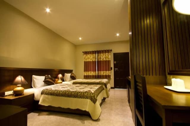 Standard Twin Room