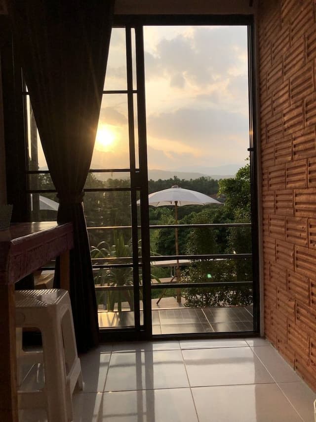 Standard Room with Mountain view