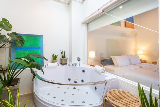 White Room