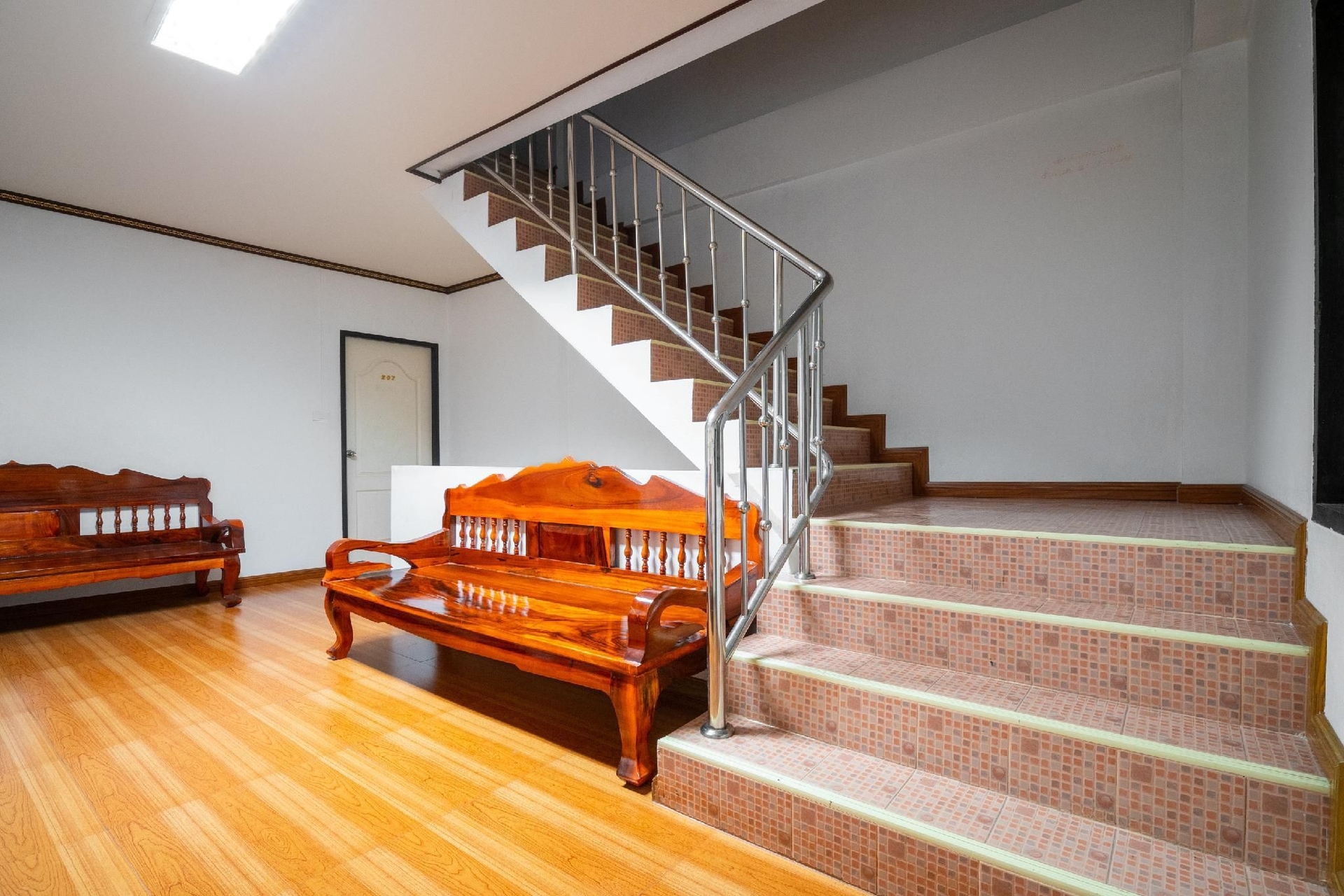 โอโย 836 พีเค เรสซิเดนซ์ (OYO 836 PK Residence)1