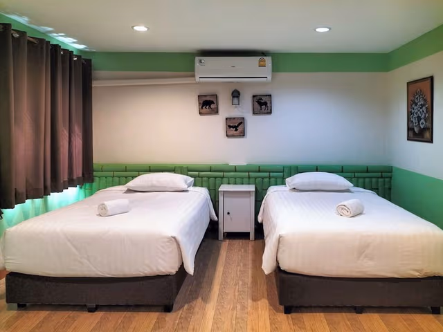 Deluxe Room, 2 Twin Beds