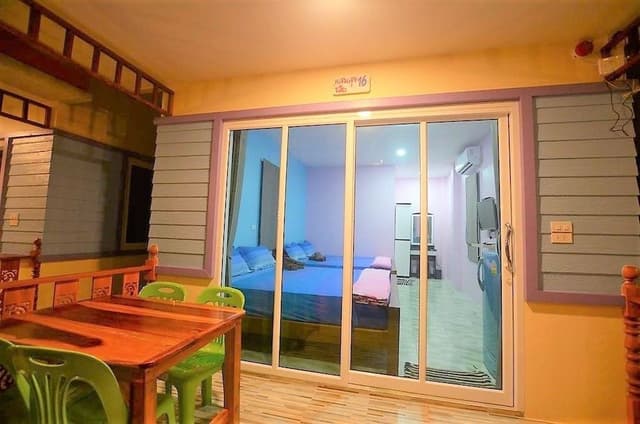 Quadruple Bungalow