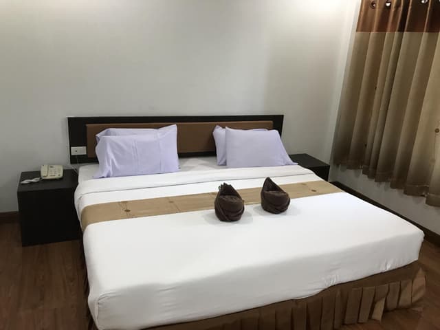 Deluxe Single Room