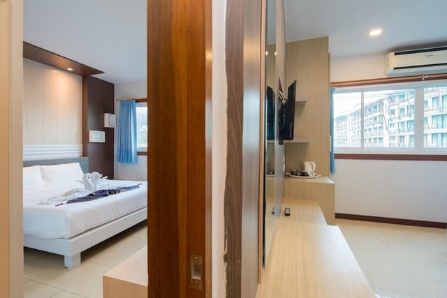 2 Connecting Rooms for 4