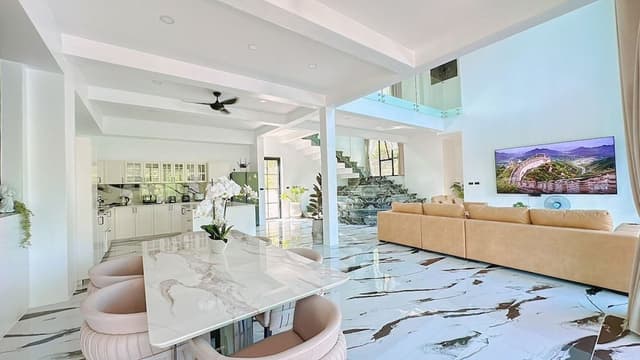 Luxury Villa
