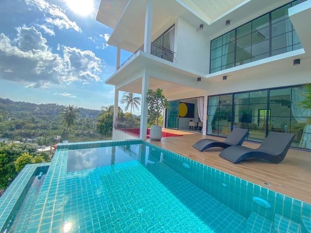 Luxury Villa