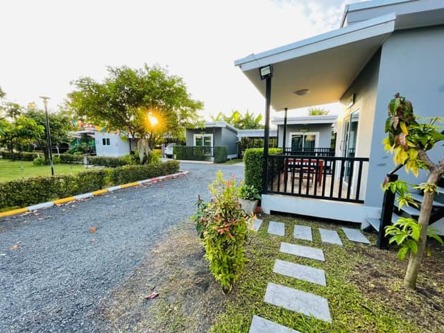 Standard Bungalow