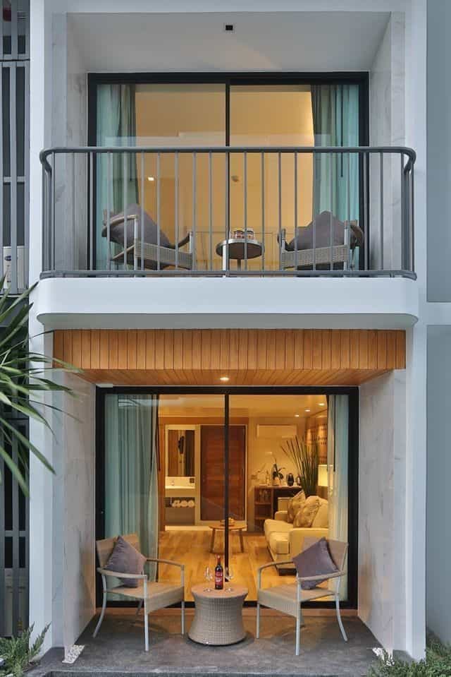 Duplex Suite with Pool Access