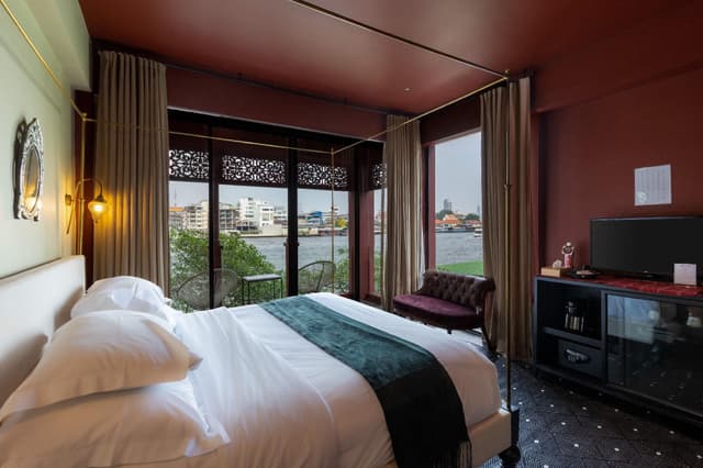 Riverside Grand Deluxe