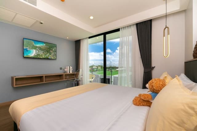 Two-Bedroom Suite