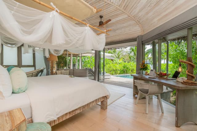 Beachfront Pool Villa