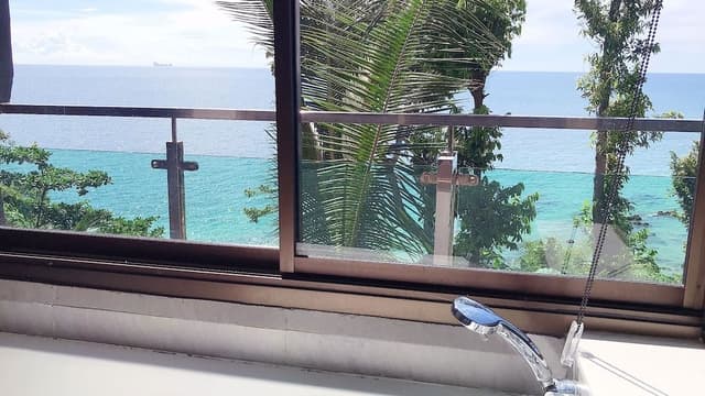 Deluxe Suite, Ocean View (A4)