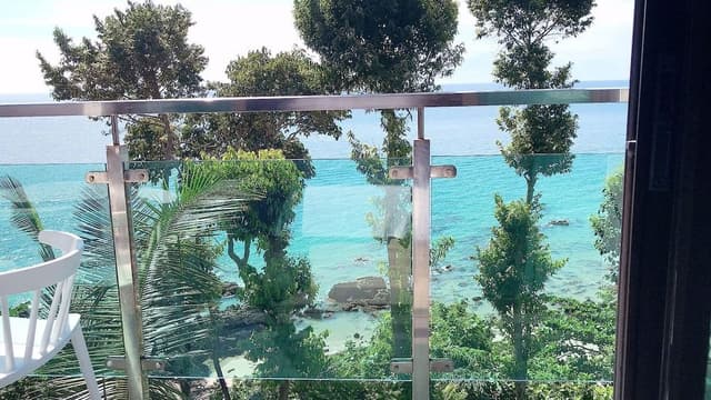 Deluxe Suite, Ocean View (A2)