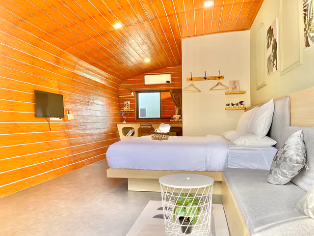 Deluxe Double Room with Balcony