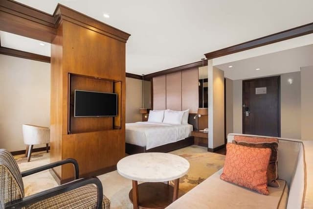Executive Room