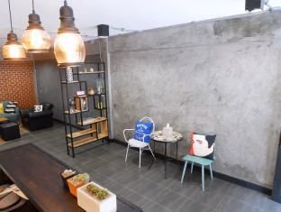 Neat Hostel2