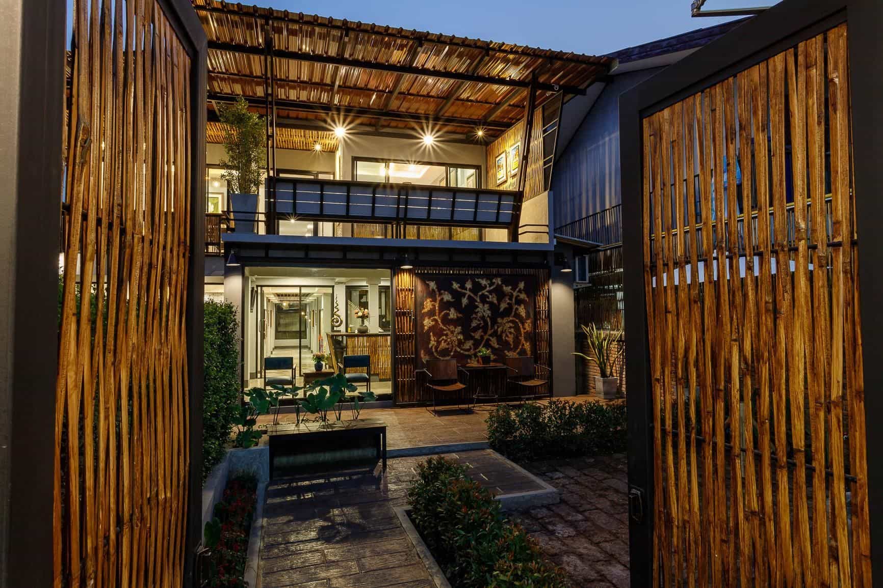 Hostel One Art & Gallery Hostel One Art & Gallery