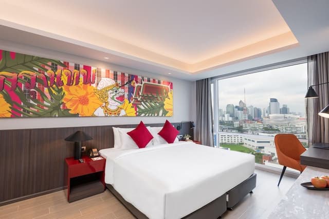Premier City View King Room
