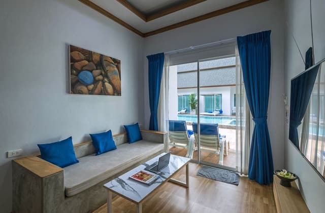 Deluxe Apartment, 2 Bedrooms, Pool Access