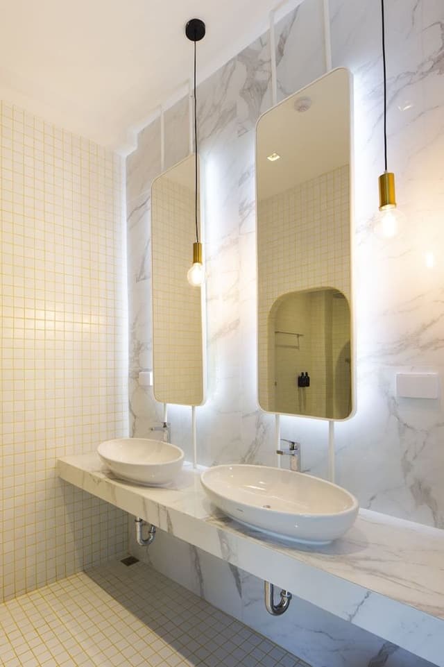 Bed in 12-Bed Mixed Dormitory Room ( En Suite Bathroom)