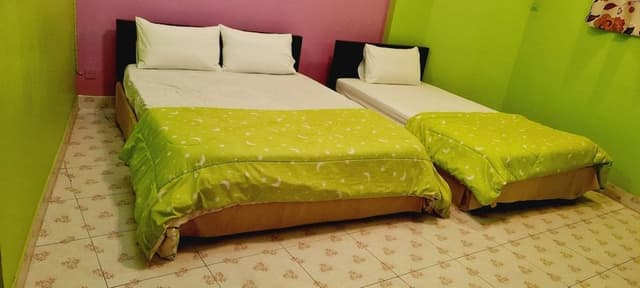 Triple Room with Air-Conditioner