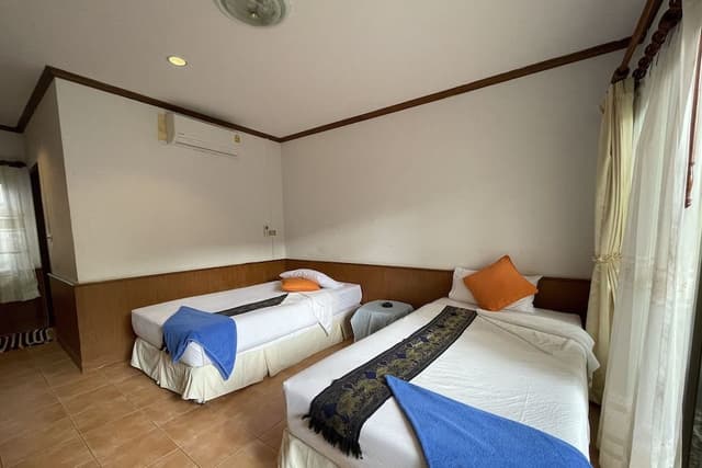 Deluxe Room, Garden View