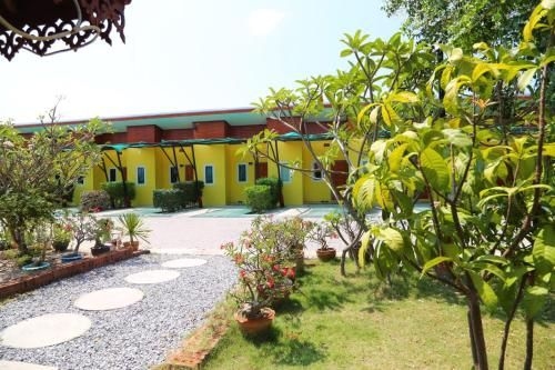 รีสอร์ท เดอะ มูนไลท์ (Resort The Moonlight)3