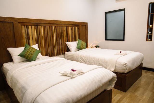 Superior Twin Room, 2 Twin Beds, Non Smoking, Pool Access