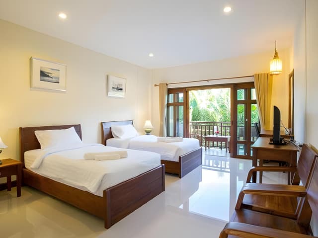Deluxe Double Bed With Balcony