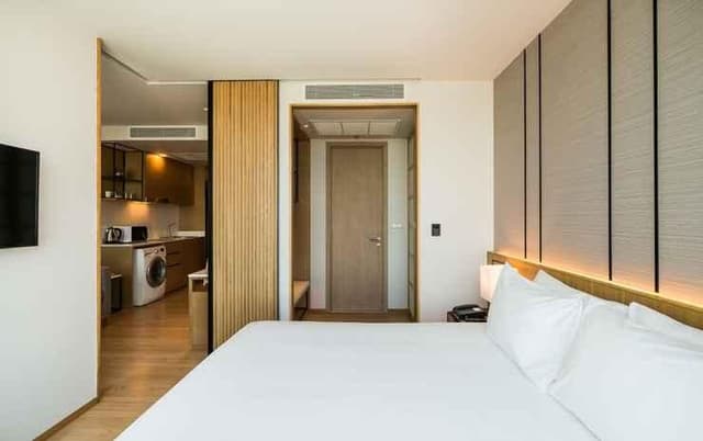 1 Bedroom Suite