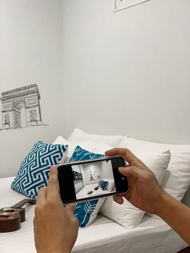 Private Queen with Shared Bathroom
