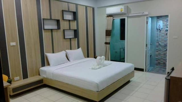 Deluxe Room, 1 King Bed