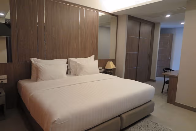Penthouse Suite