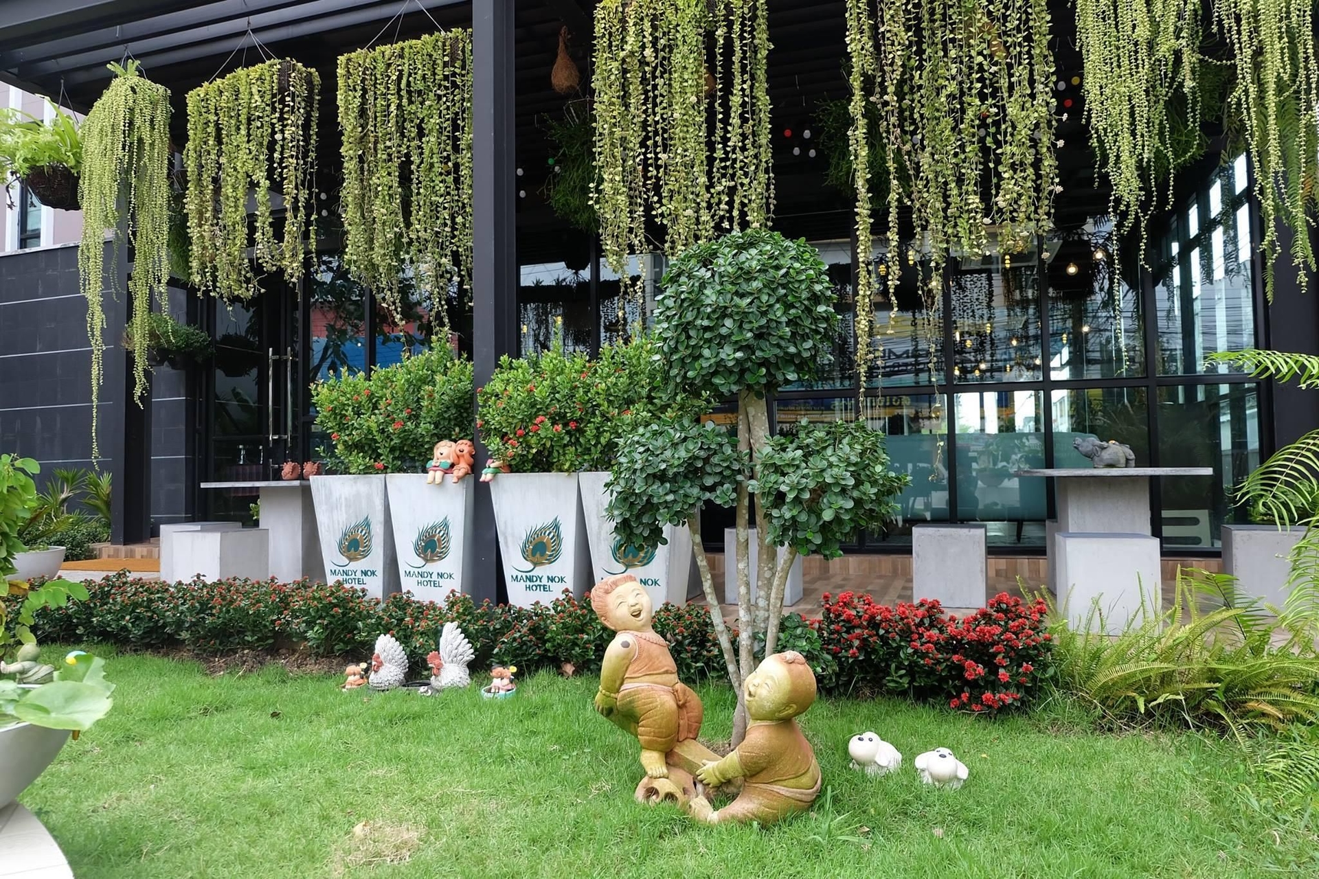 โรงแรมแมนดี้นก (Mandynok Hotel)4