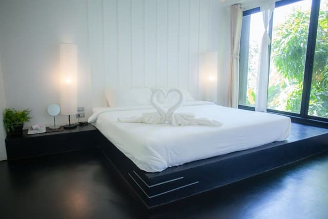 White Suite