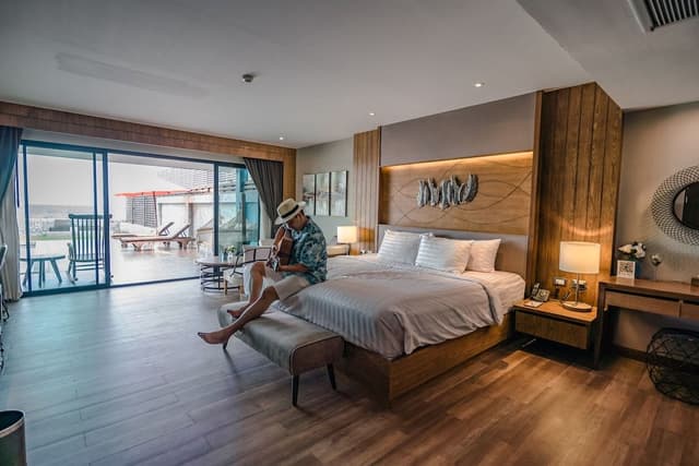 Seafront Grand Villa