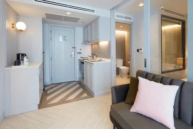 One Bedroom Suite
