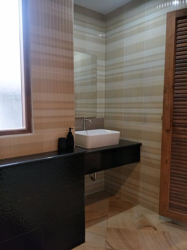 Deluxe Cabana