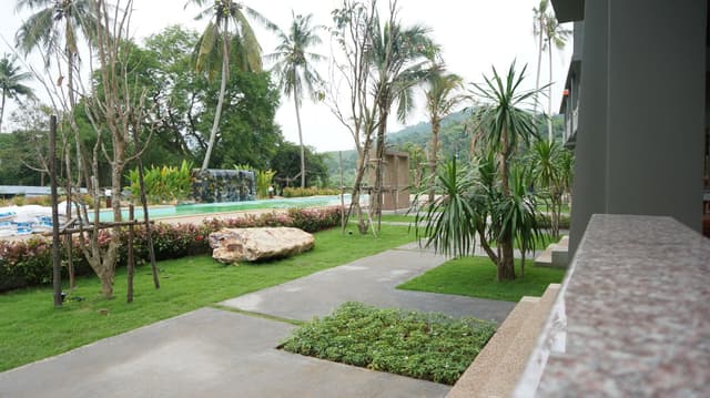 Superior Cabana